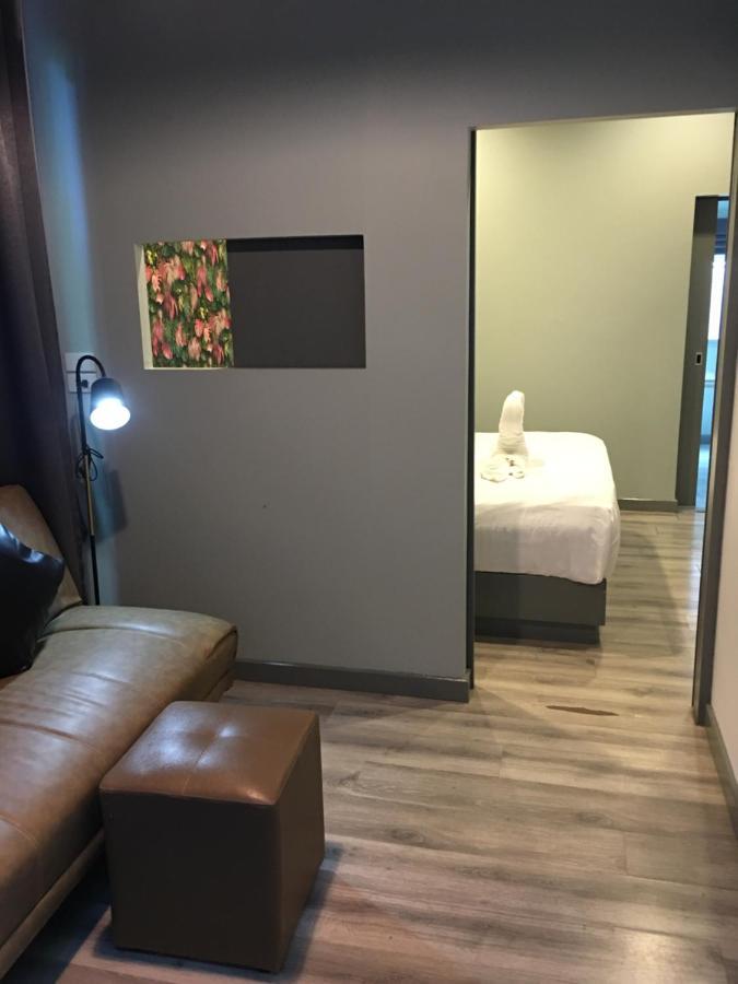 Pamoni Hotel Чавенг Бийч Екстериор снимка