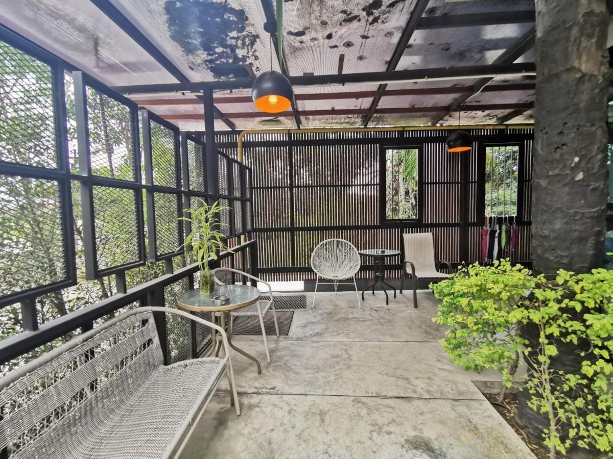 Pamoni Hotel Чавенг Бийч Екстериор снимка