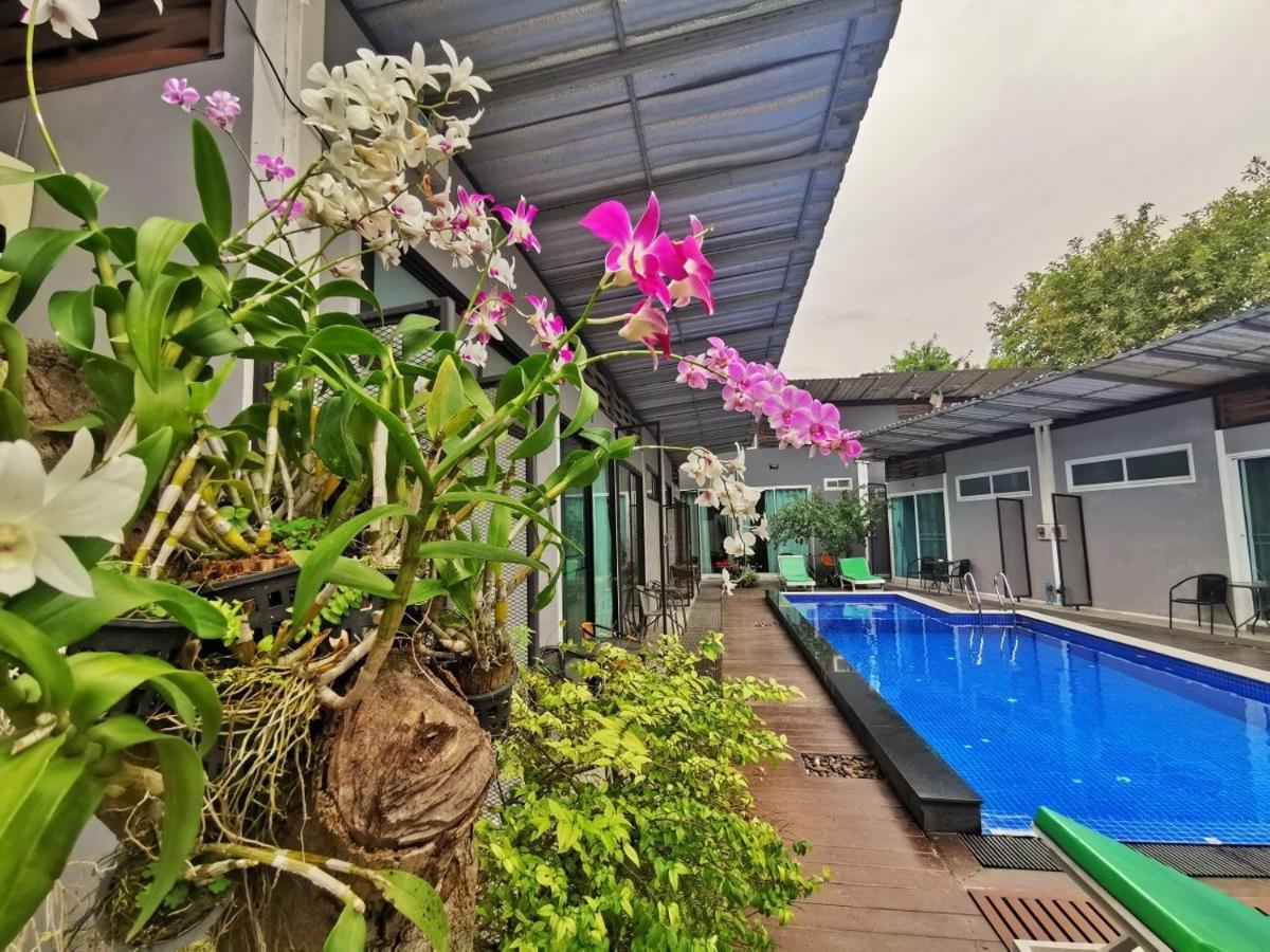 Pamoni Hotel Чавенг Бийч Екстериор снимка