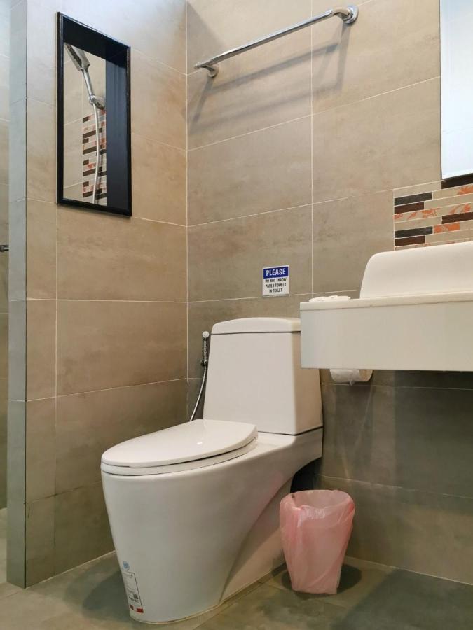 Pamoni Hotel Чавенг Бийч Екстериор снимка